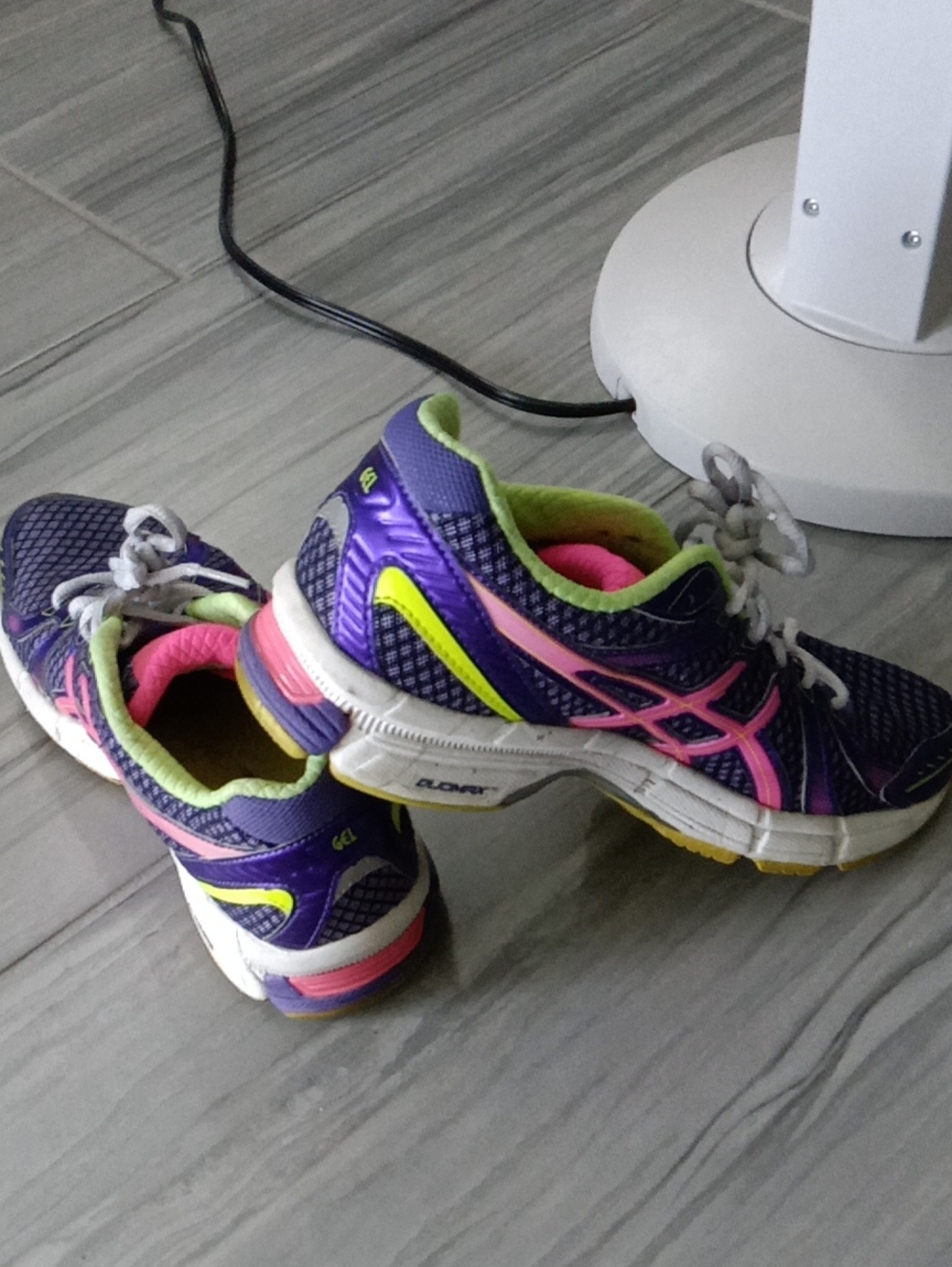 ASICS GEL Running / Trail-Hiking / Cross Training -  Ladies Sneakers